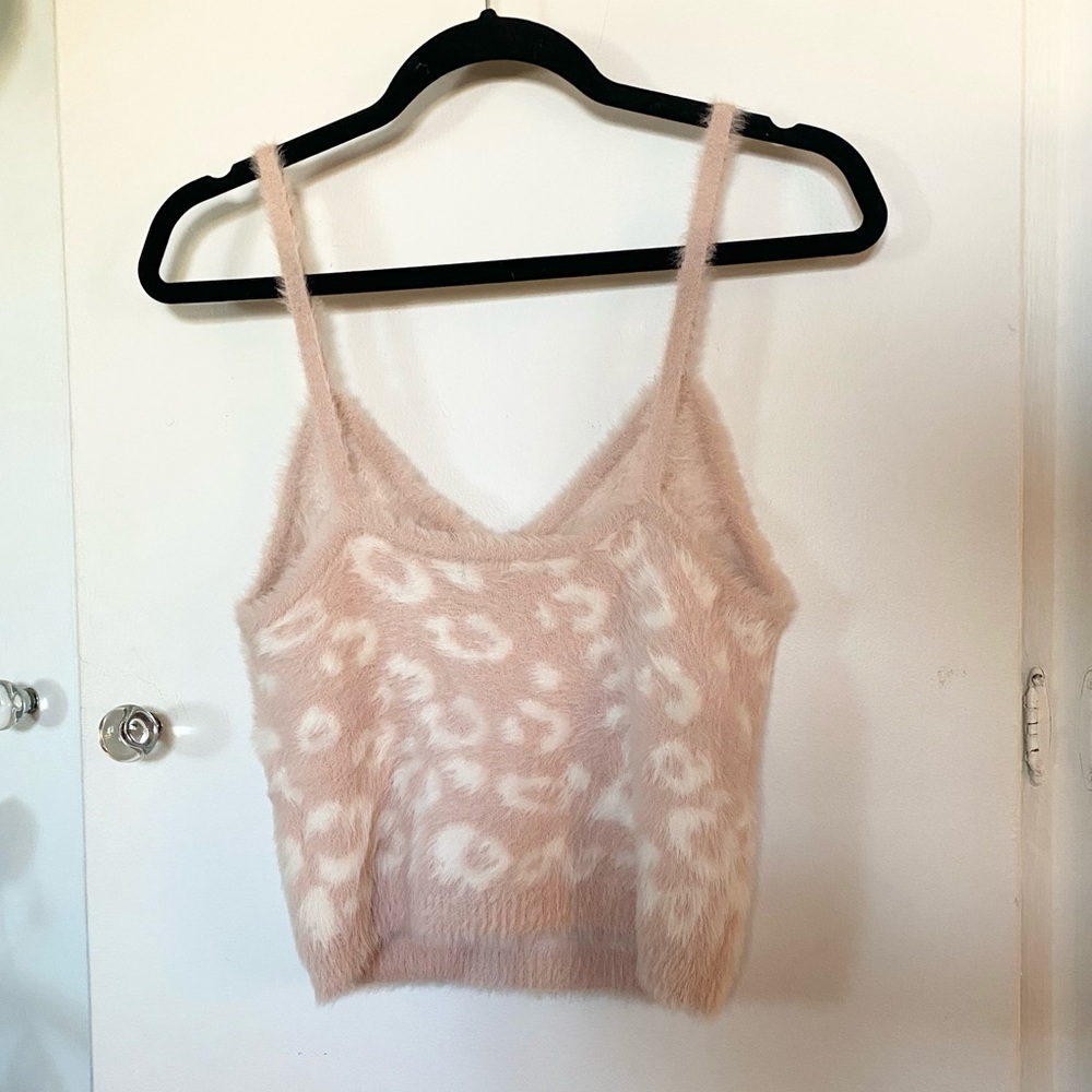 Pink Fuzzy Leopard Tanktop - Picture 2 of 2